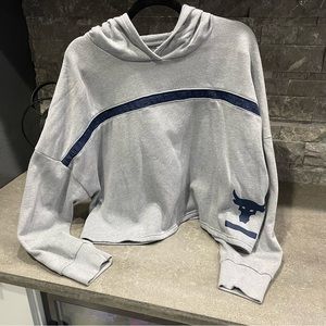 Under armour cropped sweatshirt